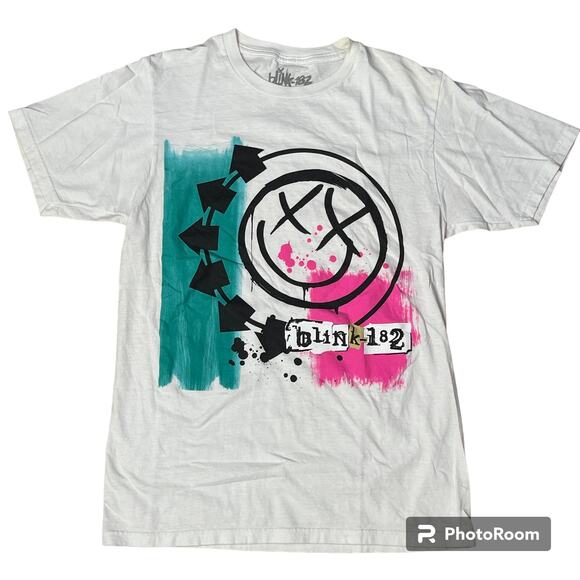 Blink 182 Self Titled TShirt size S - Picture 1 of 4